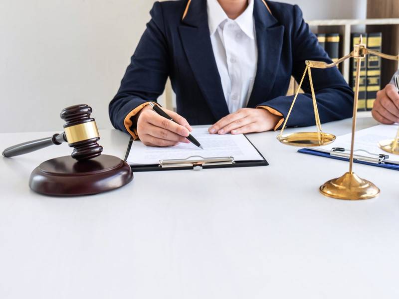 上海劳动仲裁律师视角：劳动争议处理中的时间限制全解析